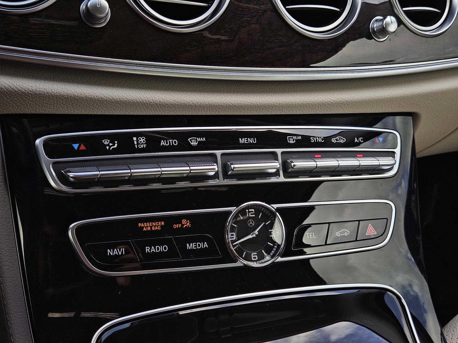 Used 2017 Mercedes-Benz E 300 image 22