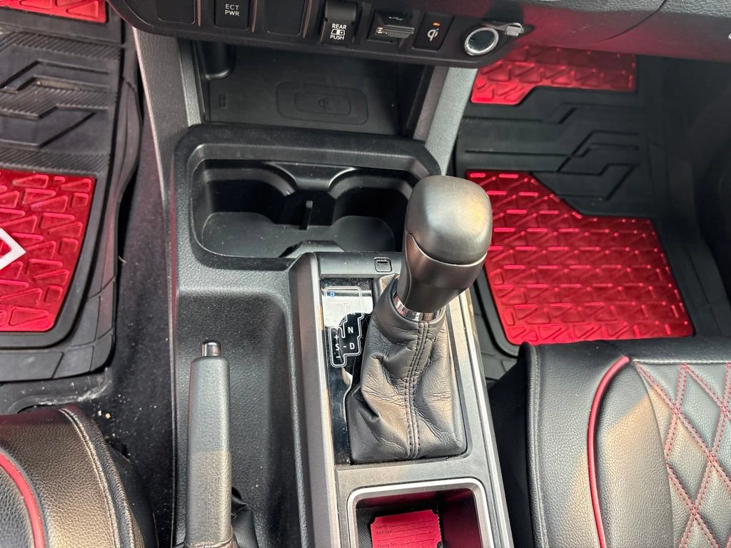 Used 2021 Toyota Tacoma TRD Sport AWD/4WD image 19