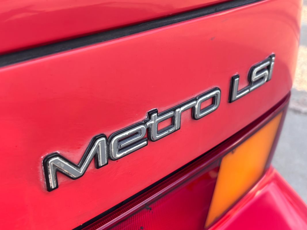 Used 1991 Geo Metro LSi FWD image 19