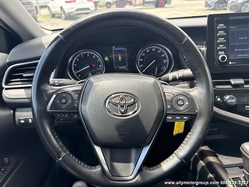 Used 2024 Toyota Camry SE w/ Cold Weather Package FWD image 19