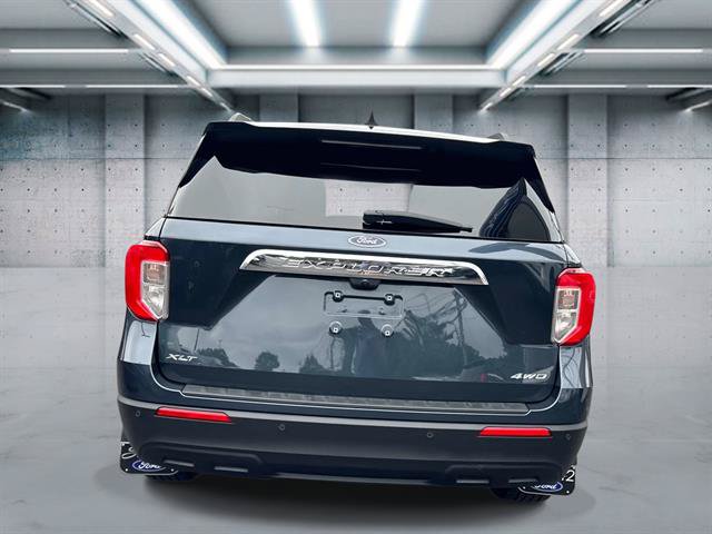 Used 2023 Ford Explorer XLT AWD/4WD image 5