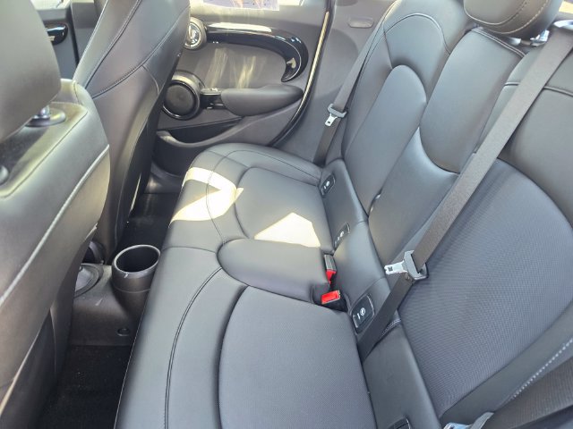 Used 2019 MINI Cooper S FWD image 9