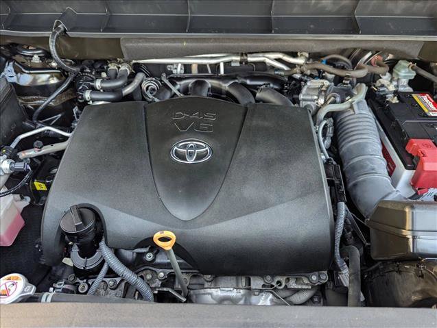 Used 2021 Toyota Highlander Limited image 22