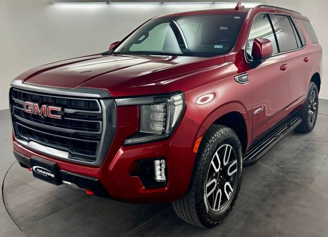 Used 2024 GMC Yukon AT4 w/ Technology Package AWD/4WD image 4