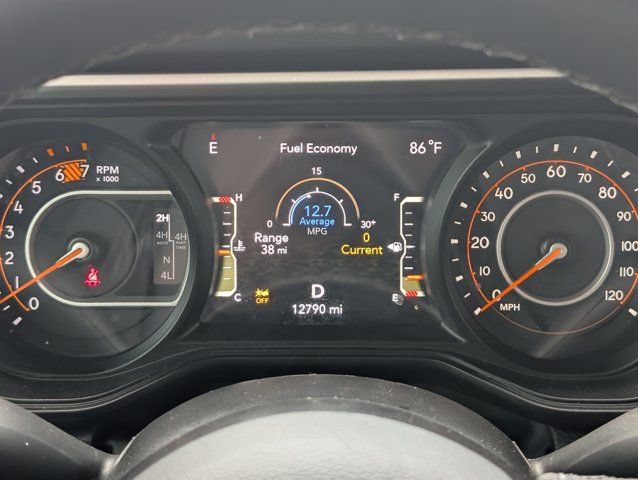 Used 2026 Jeep Wrangler Unlimited Rubicon AWD/4WD image 28