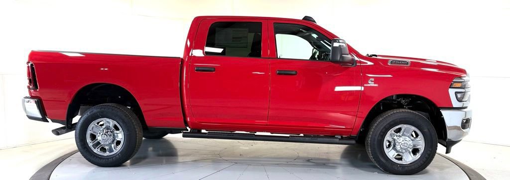 New 2026 RAM 2500 Tradesman AWD/4WD image 3