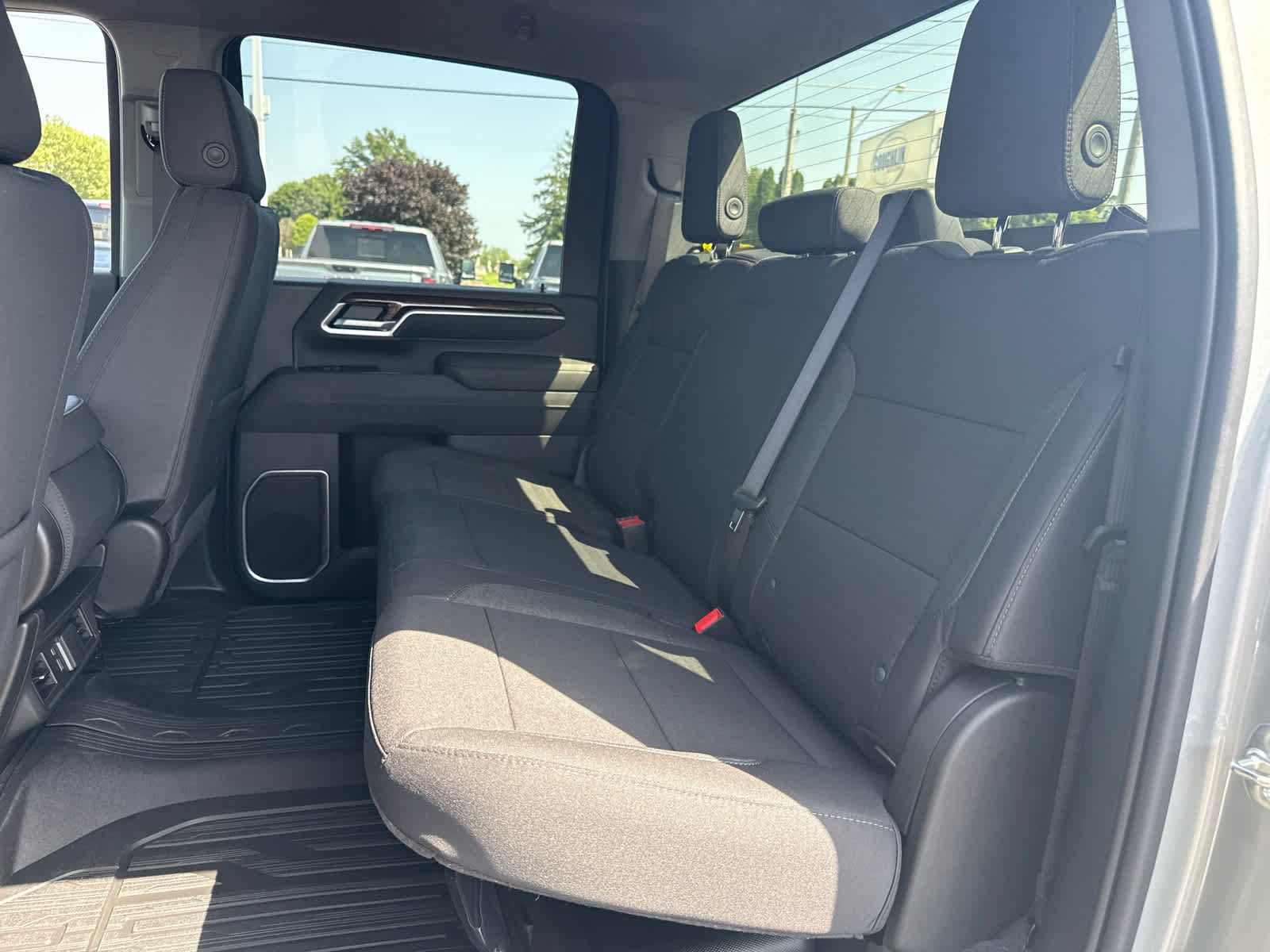 New 2026 GMC Sierra 3500 SLE AWD/4WD image 23