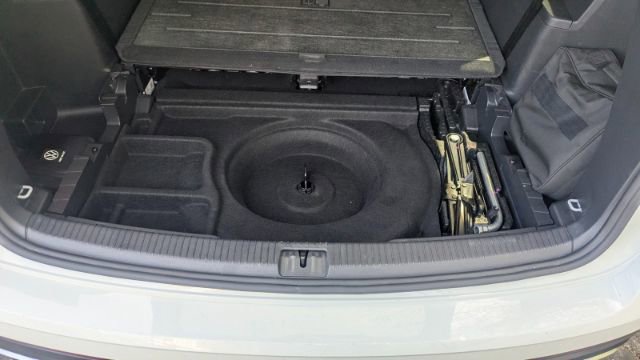 Used 2023 Volkswagen Atlas SE w/ Panoramic Sunroof Package image 15