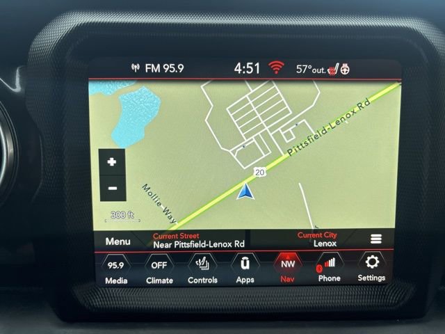 Used 2022 Jeep Wrangler Unlimited Sahara AWD/4WD image 7