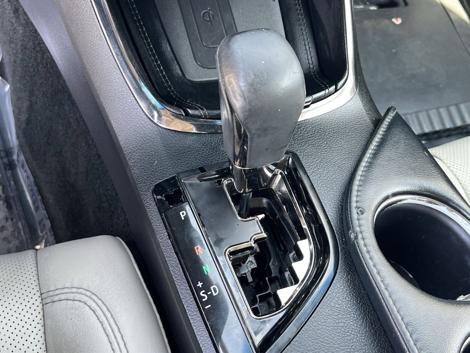 Used 2018 Toyota Avalon Limited w/ All Weather Liner Package image 20