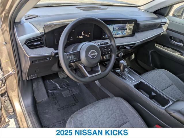 Used 2025 Nissan Kicks SV FWD image 14