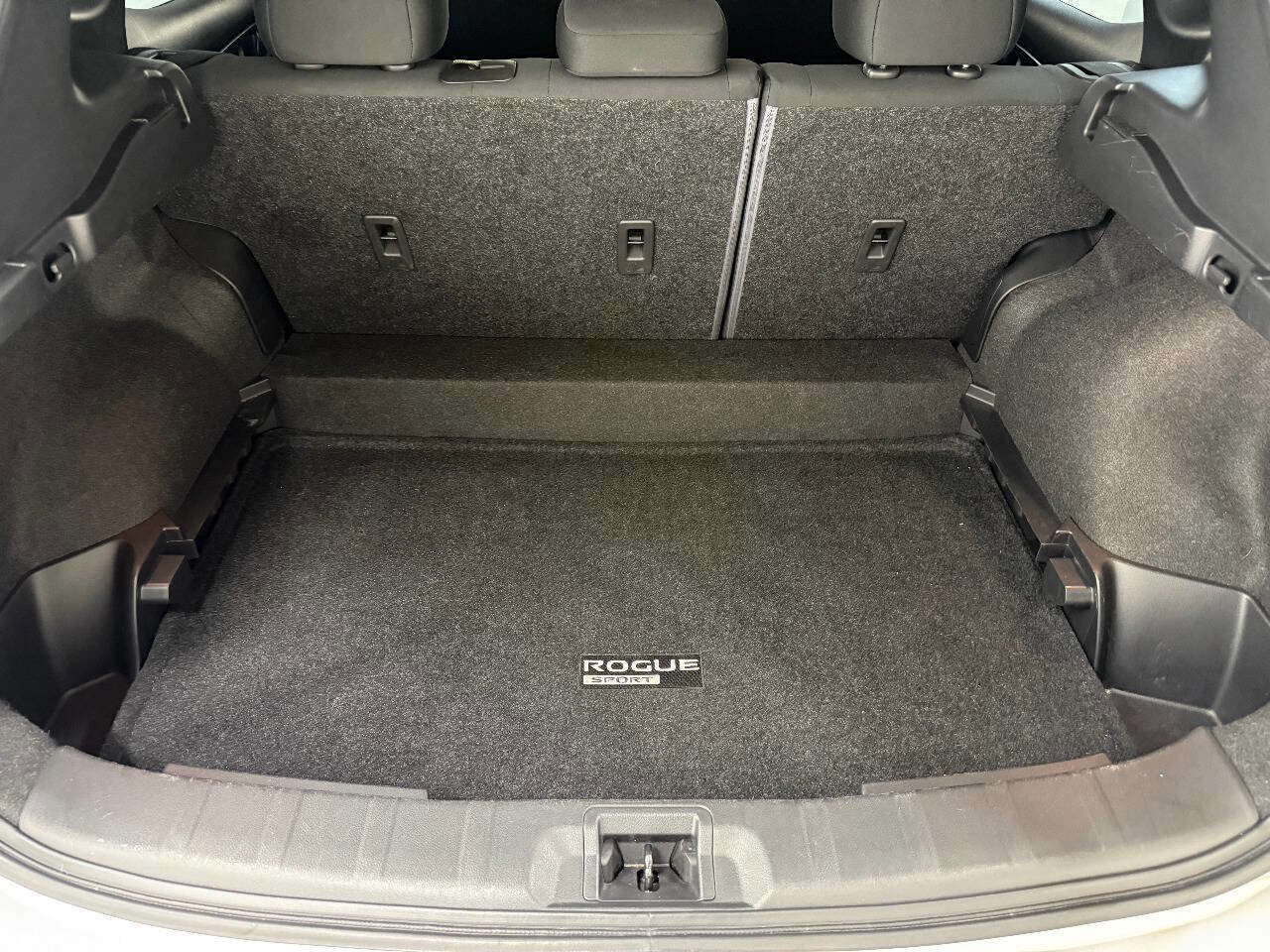 Used 2022 Nissan Rogue Sport S AWD/4WD image 51