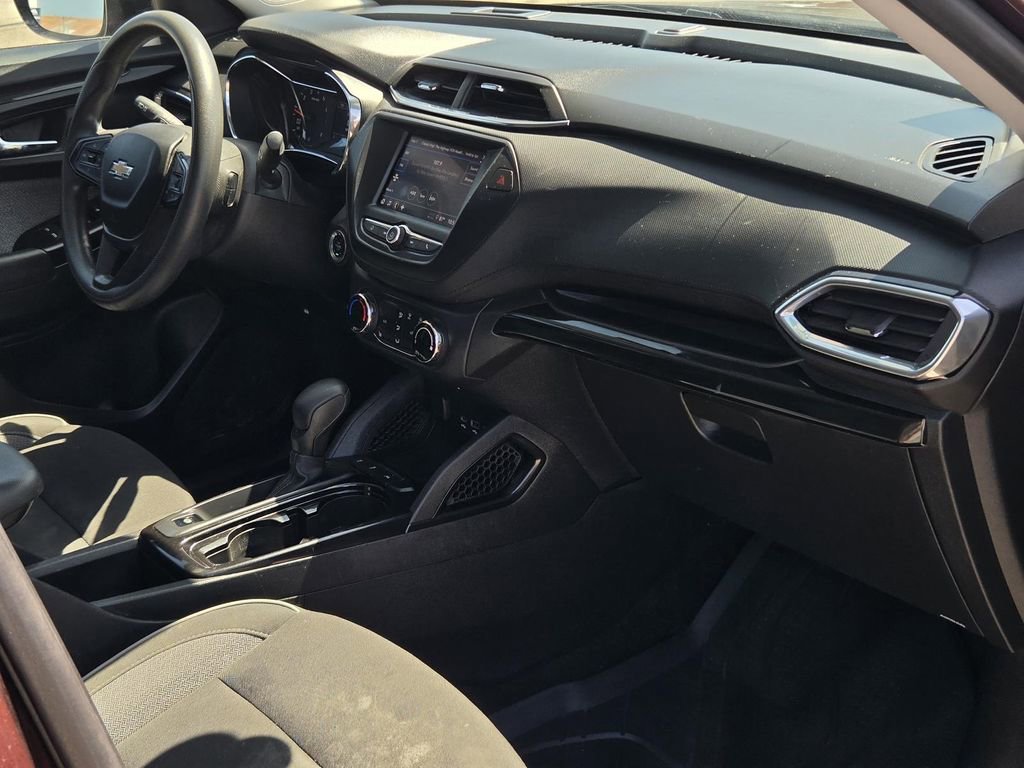 Certified 2023 Chevrolet TrailBlazer LT FWD image 9