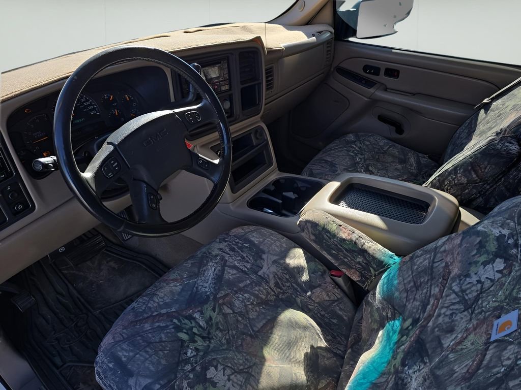 Used 2004 GMC Sierra 2500 SLT w/ Heavy-Duty Power Package image 9