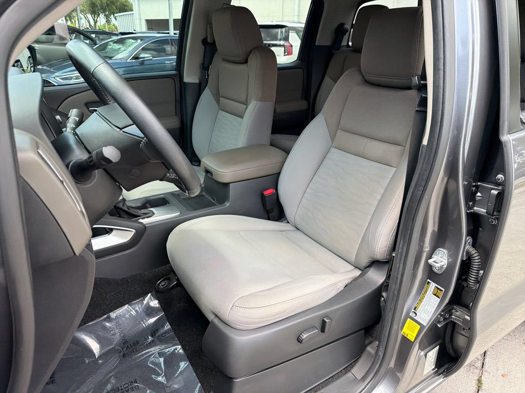 Used 2022 Nissan Frontier SV RWD image 30