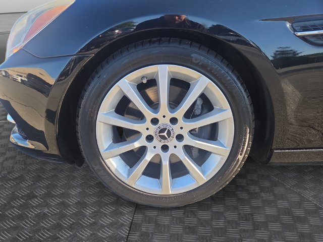 Used 2016 Mercedes-Benz SLK 300 image 31