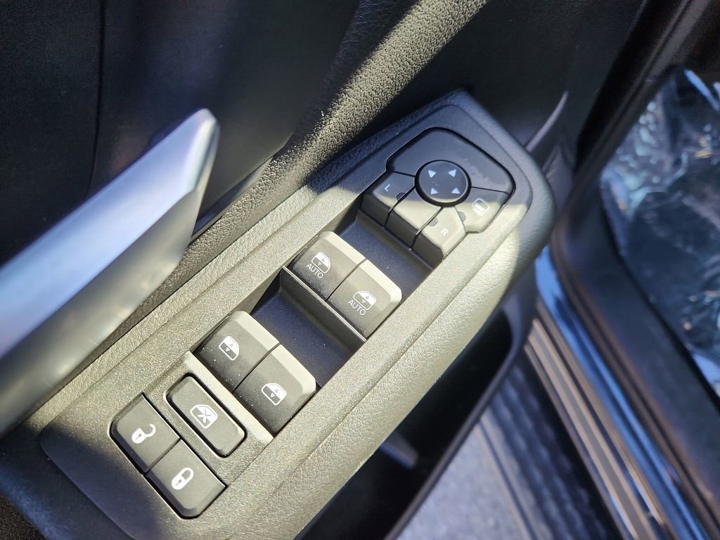 Used 2025 RAM 1500 Classic Warlock image 12