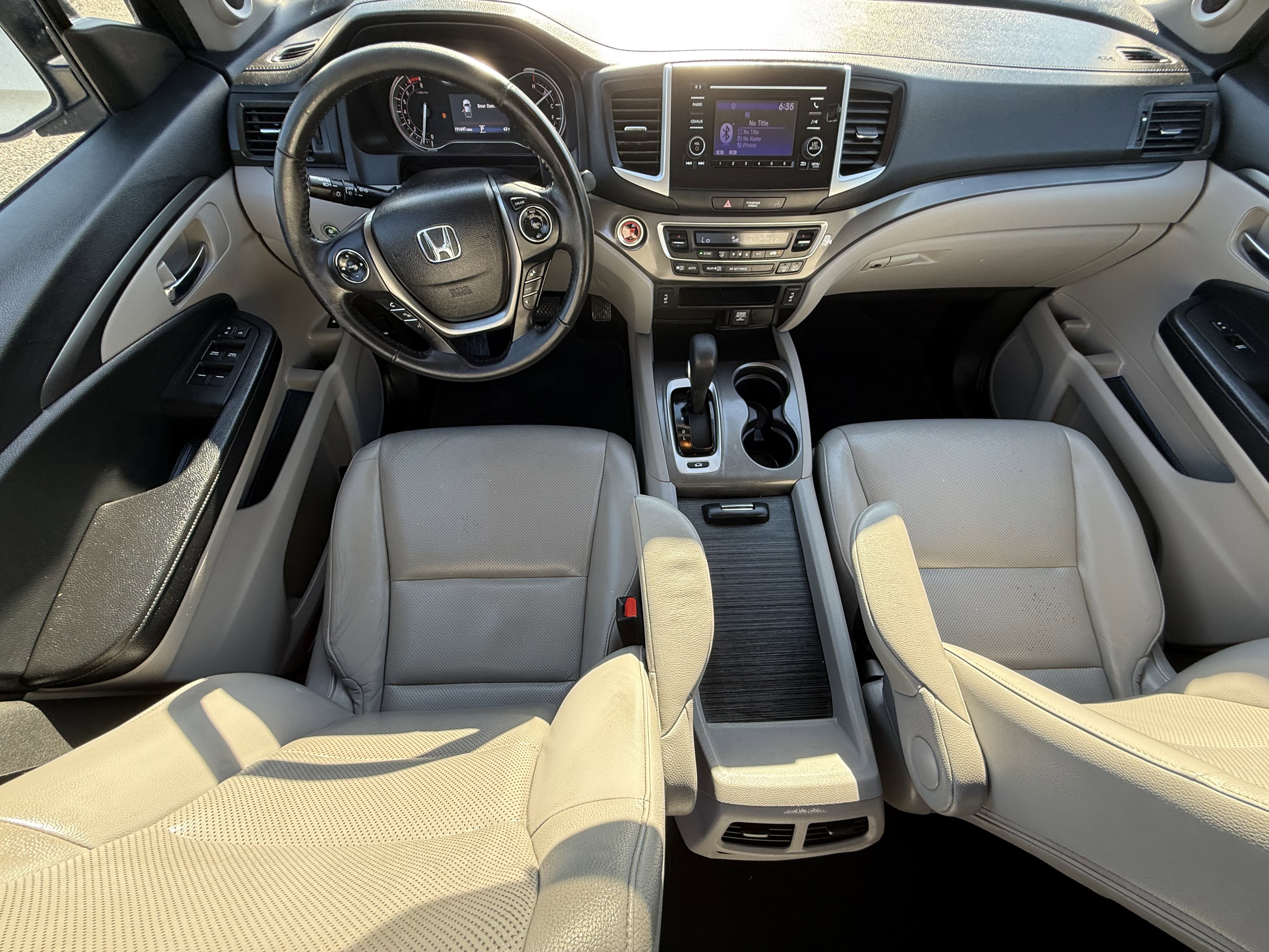 Used 2018 Honda Ridgeline RTL image 2