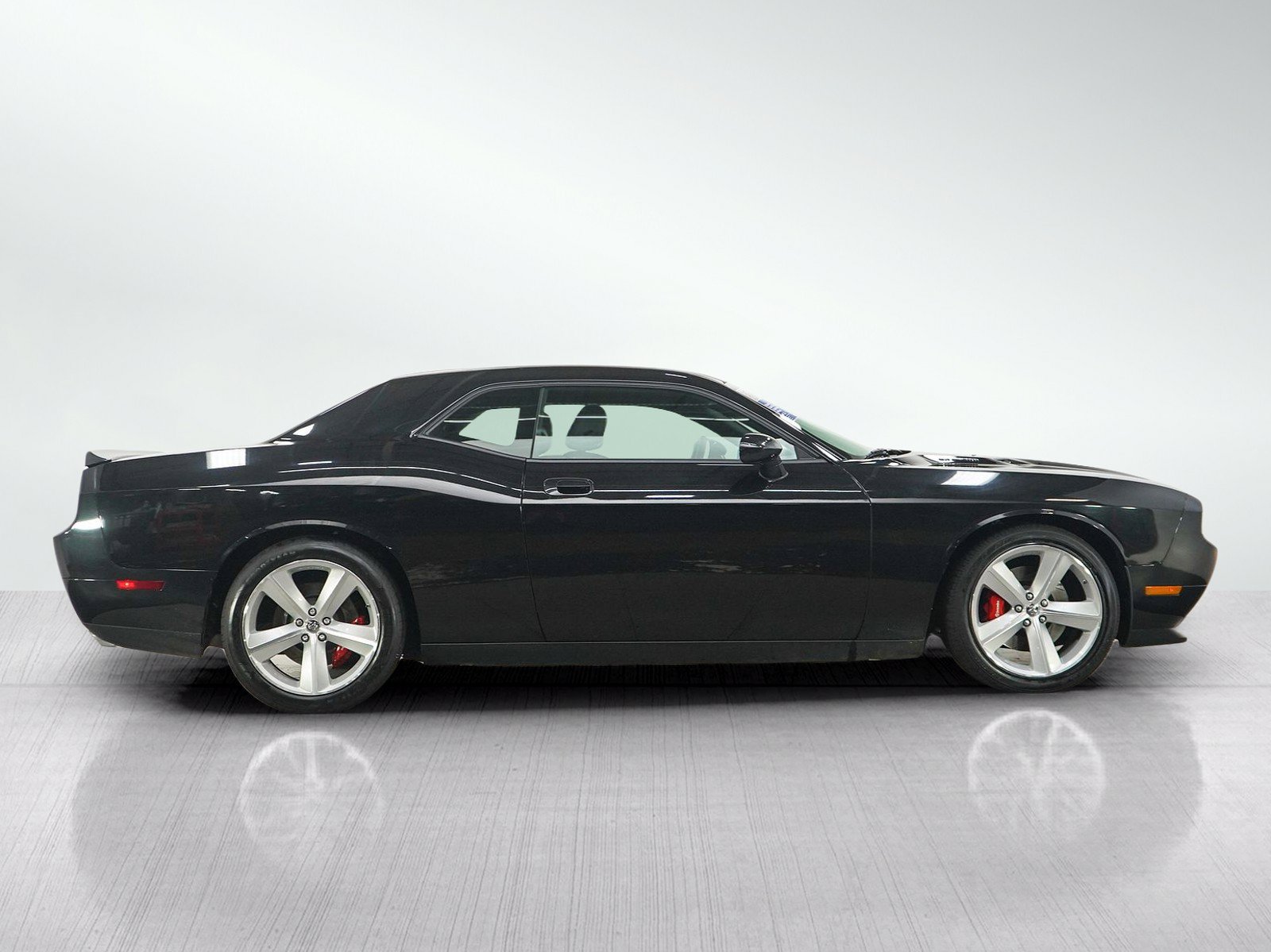 Used 2008 Dodge Challenger SRT8 RWD image 6