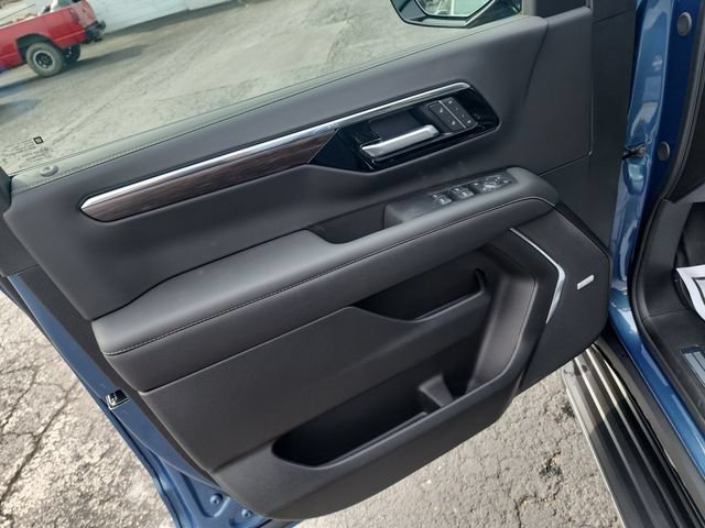 New 2026 Chevrolet Tahoe Premier AWD/4WD image 18