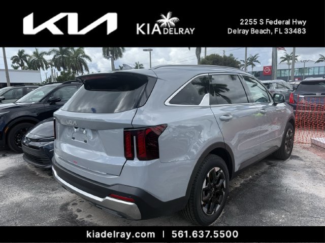 Used 2026 Kia Sorento S w/ S Panoramic Sunroof Package FWD image 7