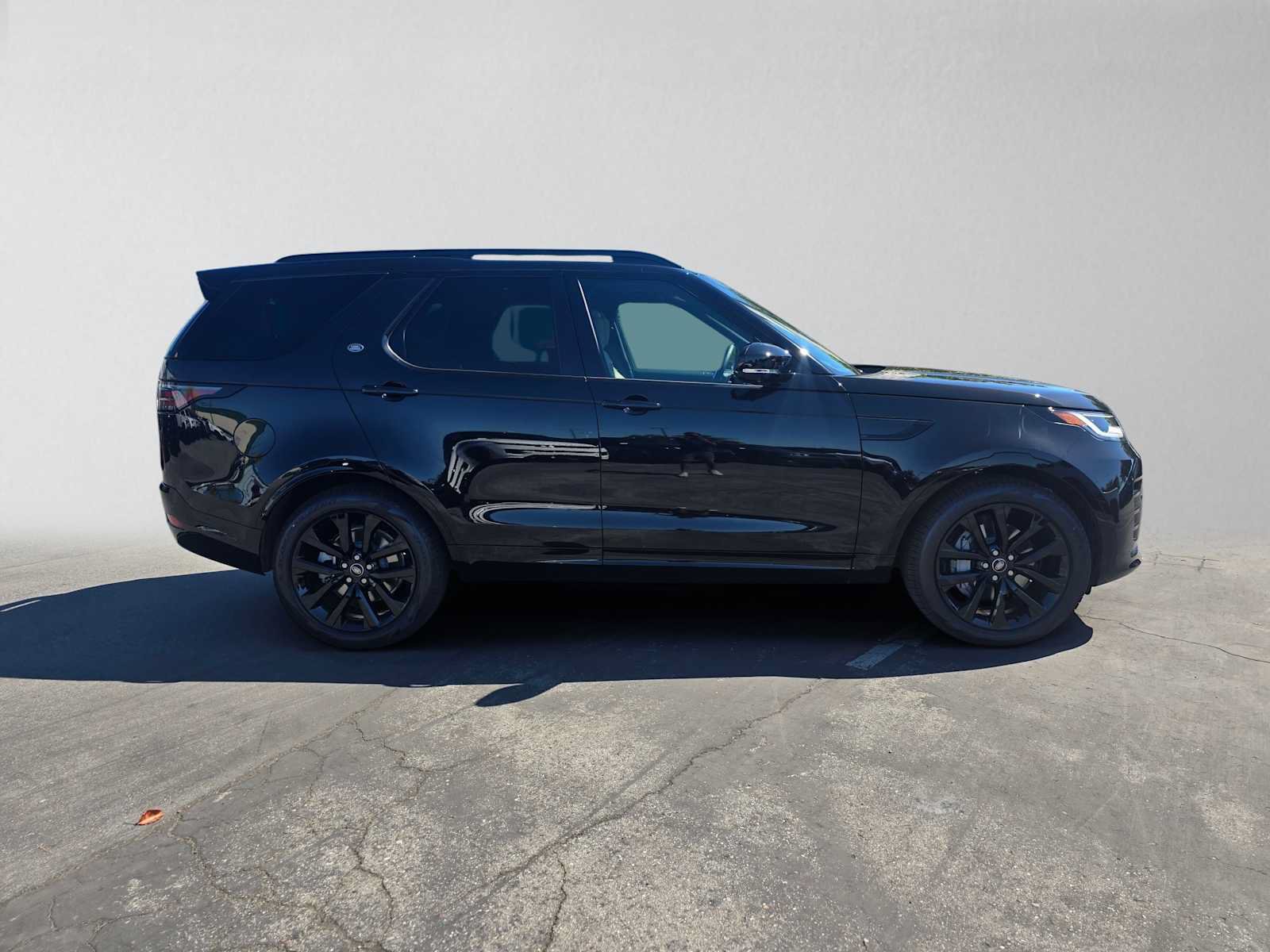 New 2026 Land Rover Discovery Dynamic SE AWD/4WD image 6
