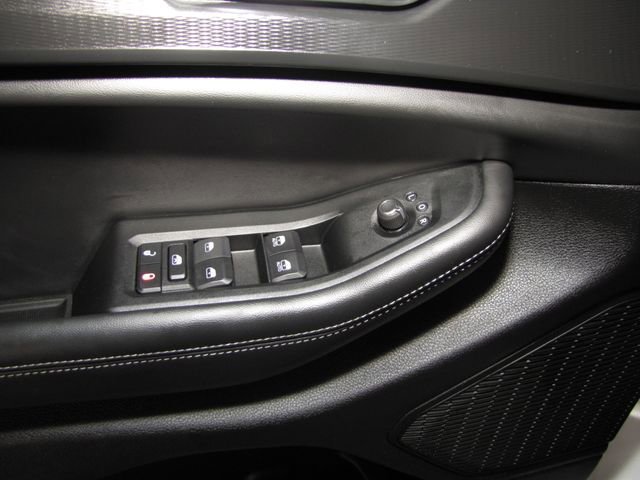 Used 2025 Jeep Grand Cherokee Altitude AWD/4WD image 12
