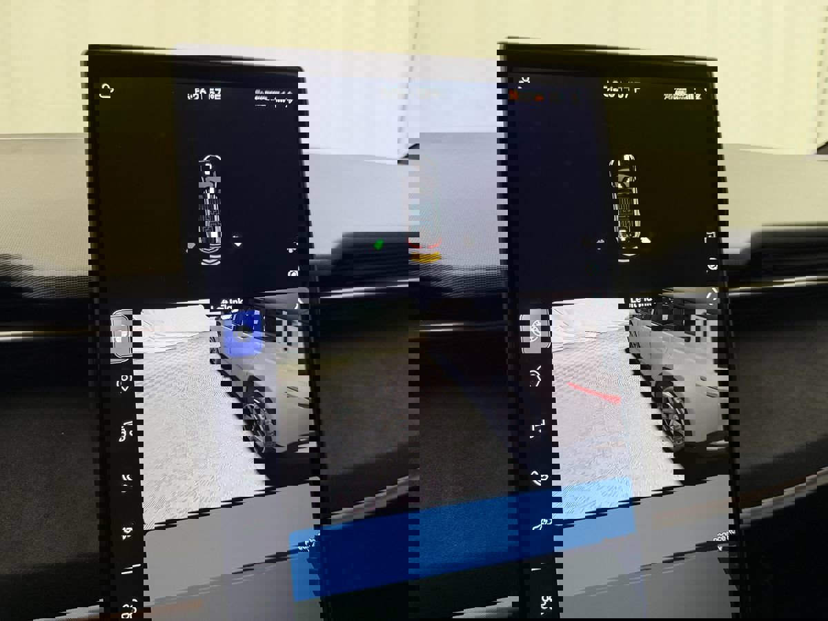 Used 2023 Fisker Ocean Extreme image 23