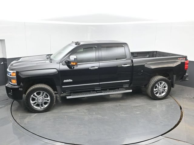 Used 2019 Chevrolet Silverado 2500 High Country w/ Duramax Plus Package AWD/4WD image 38