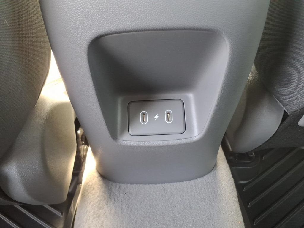 New 2026 Hyundai Elantra Sport FWD image 13