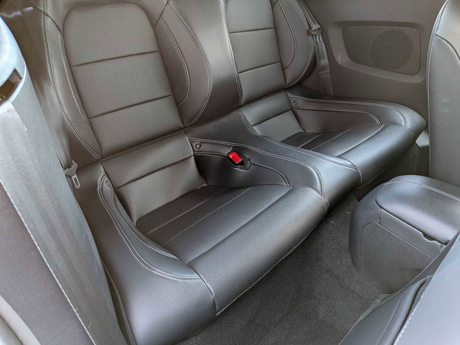 Used 2019 Ford Mustang GT Premium w/ Equipment Group 401A RWD image 19