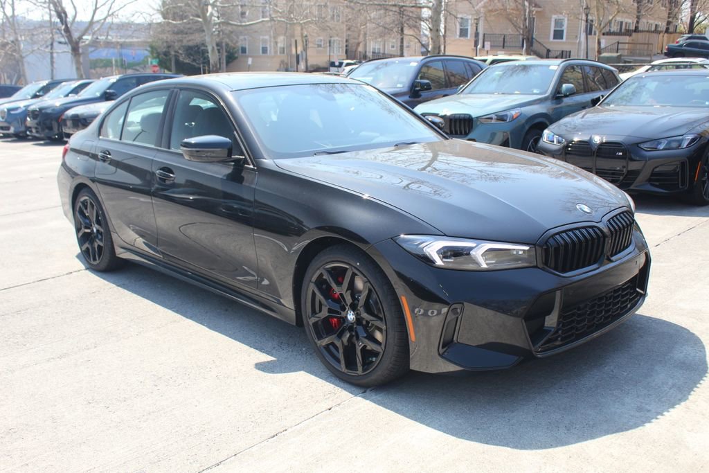 New 2026 BMW 330i Sedan w/ M Sport Package