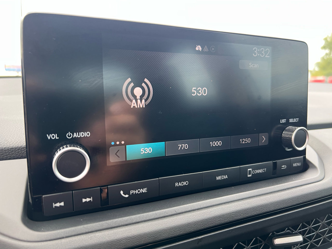 Used 2024 Honda Accord EX image 39