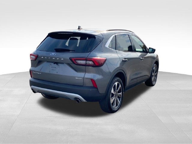Used 2024 Ford Escape Platinum AWD/4WD image 4