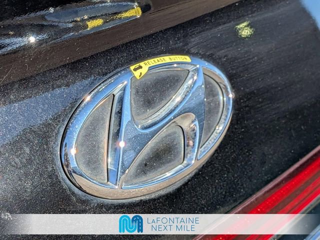 Used 2021 Hyundai Sonata Limited w/ Winter Weather Package image 9