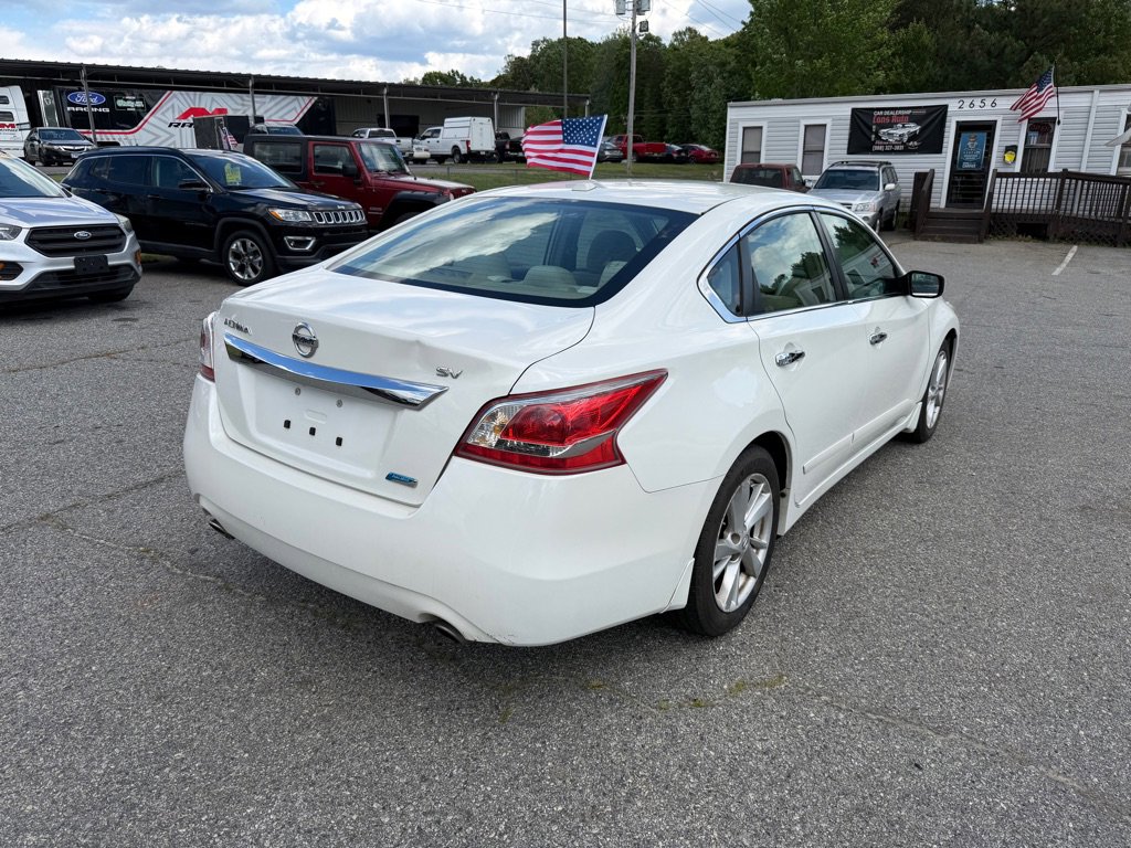 Used 2013 Nissan Altima 2.5 SV FWD image 8
