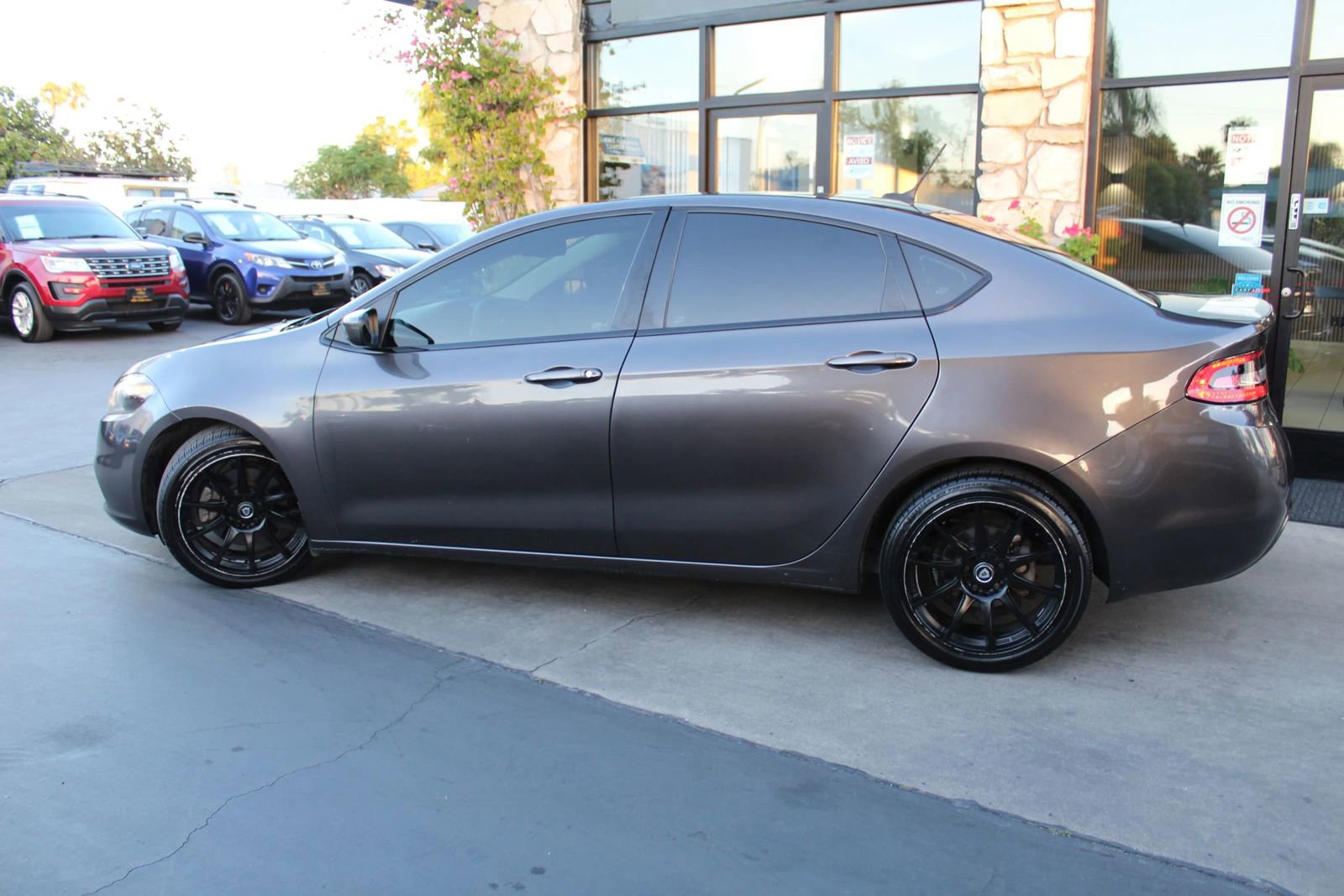 Used 2015 Dodge Dart SXT FWD image 2