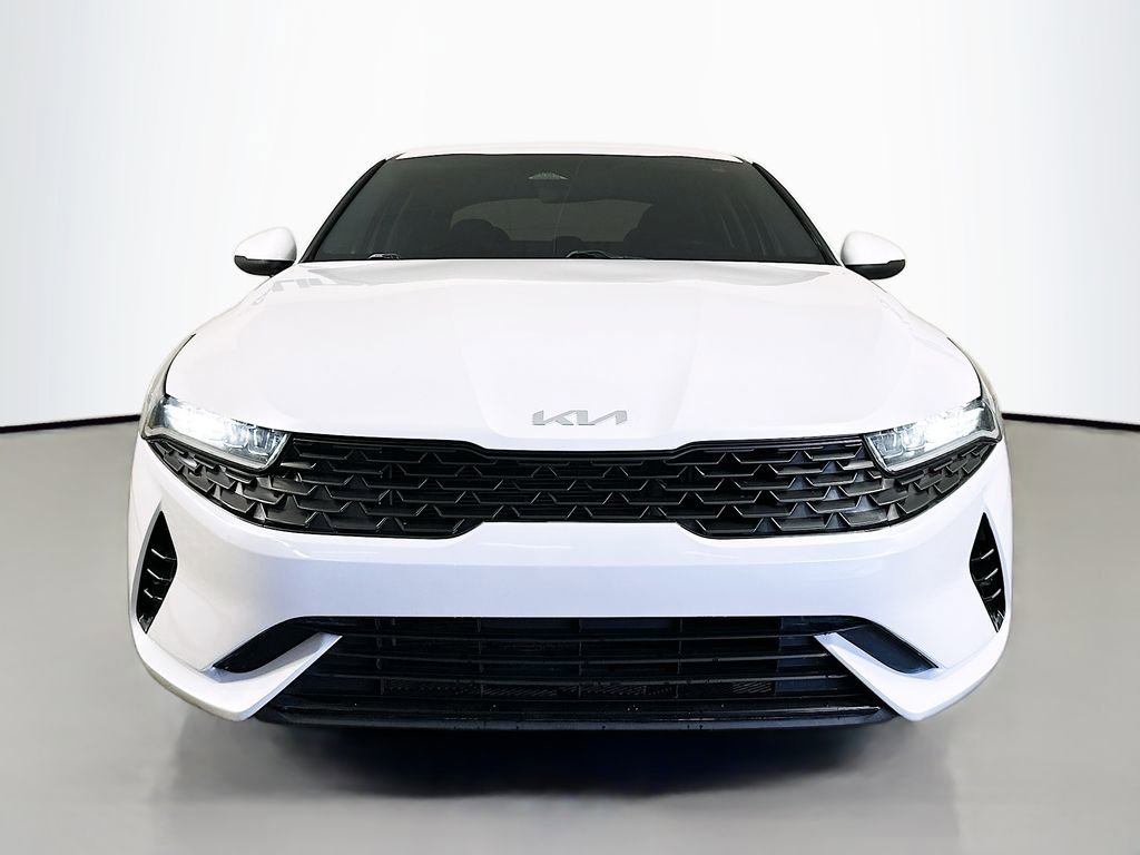 Used 2022 Kia K5 LX FWD image 2