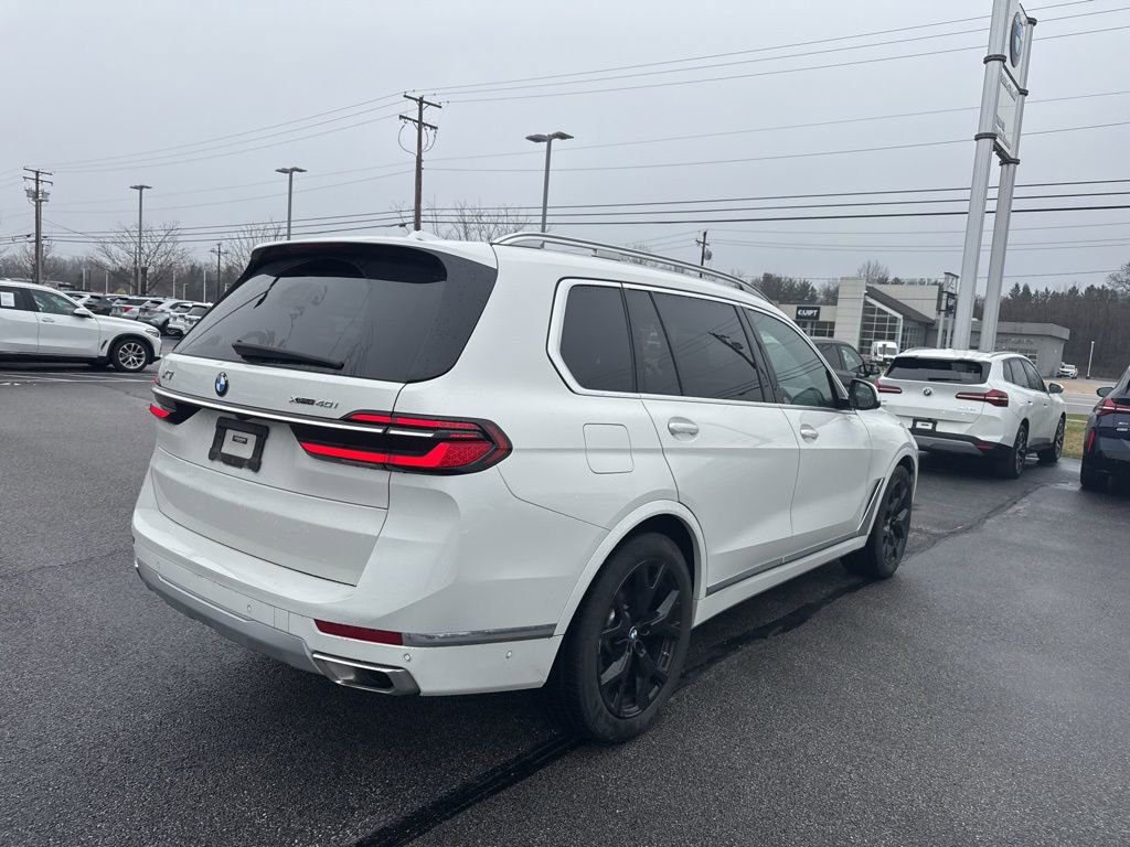 Used 2023 BMW X7 xDrive40i w/ Premium Package image 23