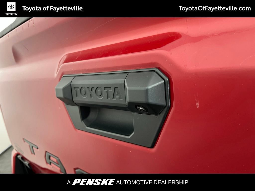 Used 2025 Toyota Tacoma SR5 AWD/4WD image 19