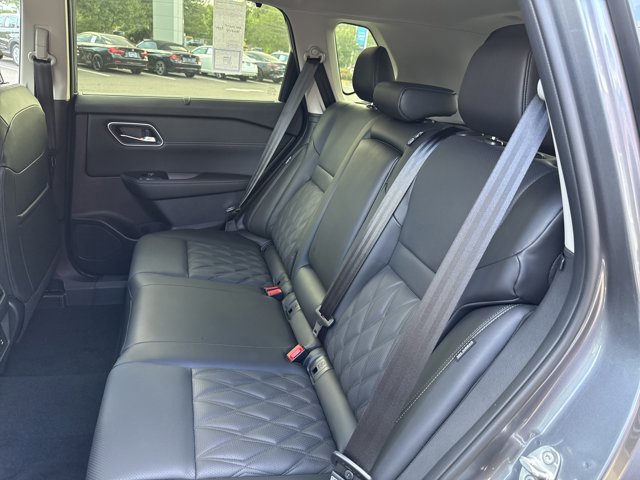 New 2026 Nissan Rogue Platinum w/ Platinum Premium Package image 16