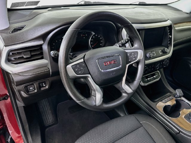 Used 2022 GMC Acadia SLE AWD/4WD image 11