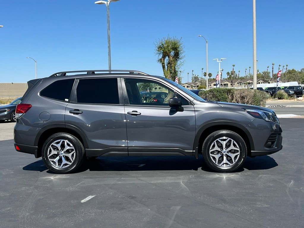 Certified 2023 Subaru Forester Premium AWD/4WD image 9