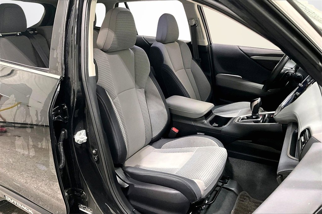 Used 2024 Subaru Outback Premium image 28
