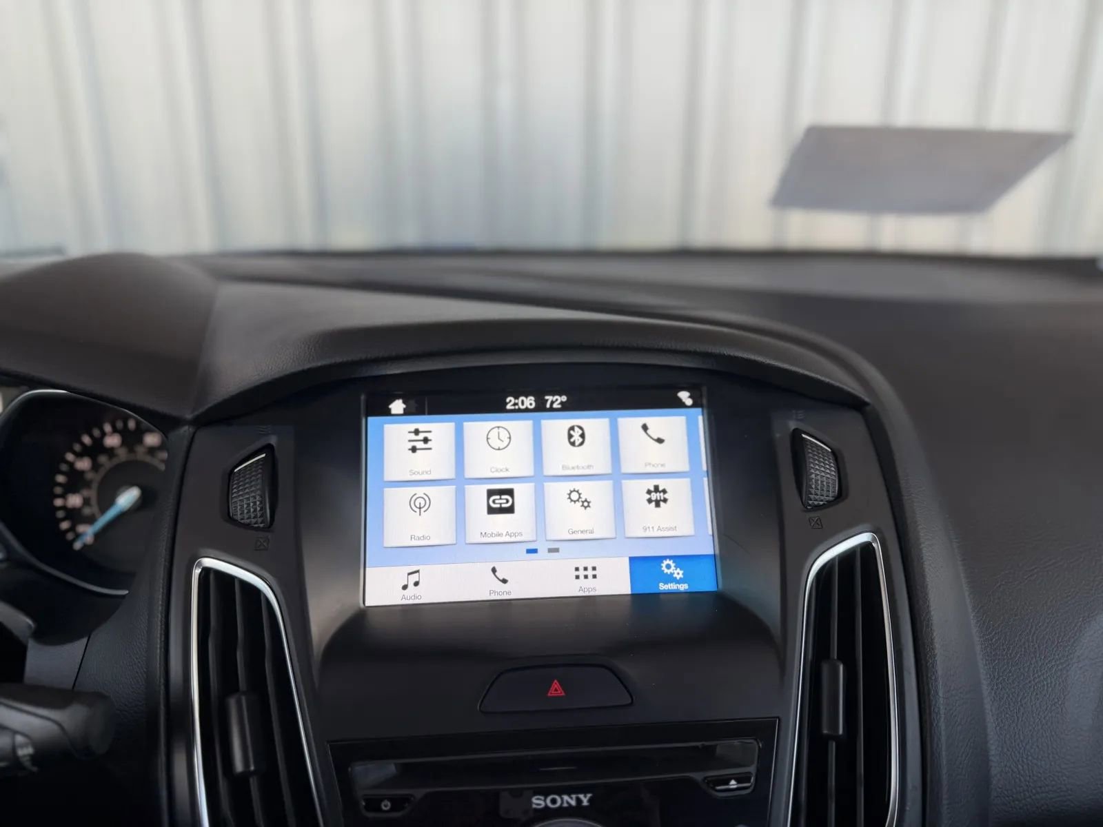 Used 2018 Ford Focus SEL FWD image 31