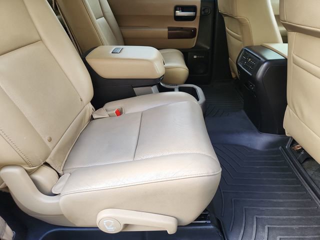 Used 2017 Toyota Sequoia Platinum image 27