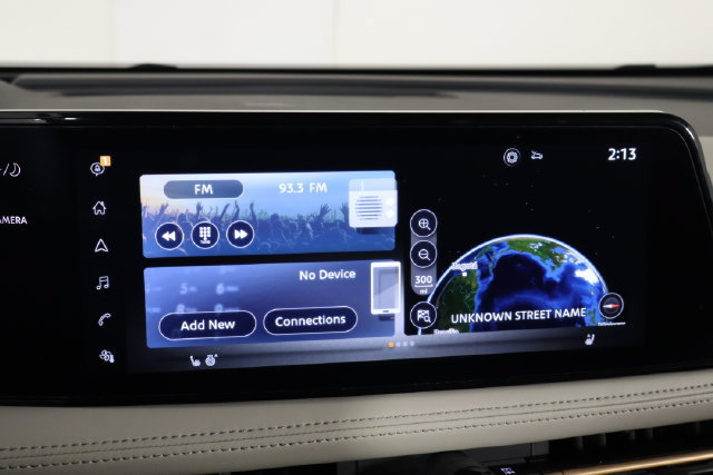 Used 2023 Nissan Ariya AWD image 29
