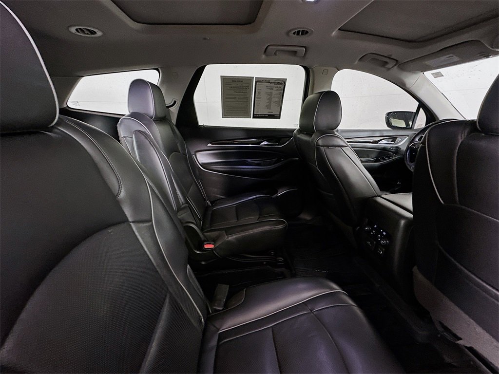 Used 2021 Buick Enclave Avenir w/ Avenir Technology Package image 30