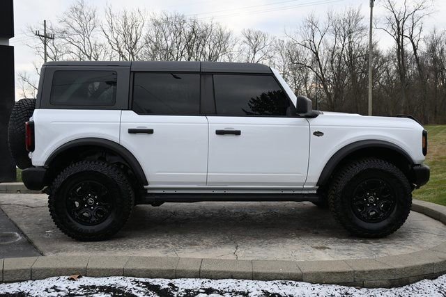 Used 2023 Ford Bronco Wildtrak image 4