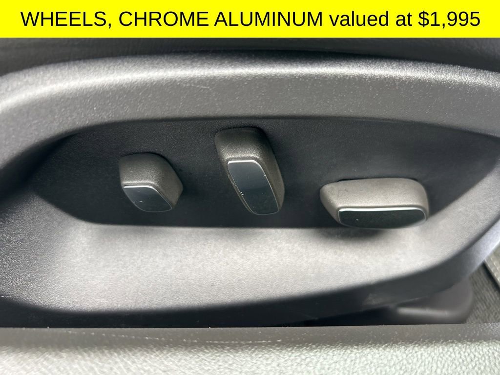 Used 2015 Chevrolet Corvette Stingray Coupe w/ 2LT Preferred Equipment Group image 3